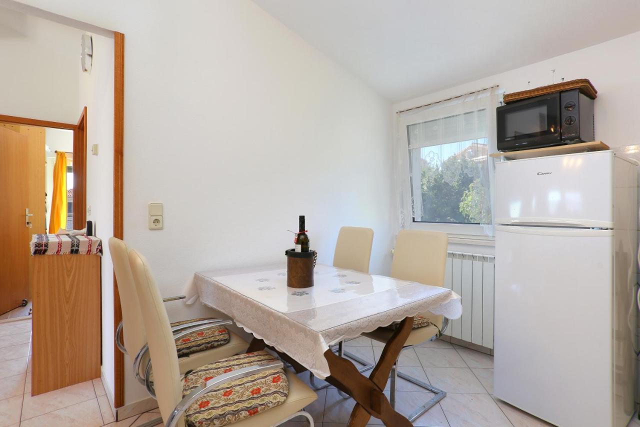 Apartments By The Sea Businci, Ciovo - 9450 特罗吉尔 外观 照片