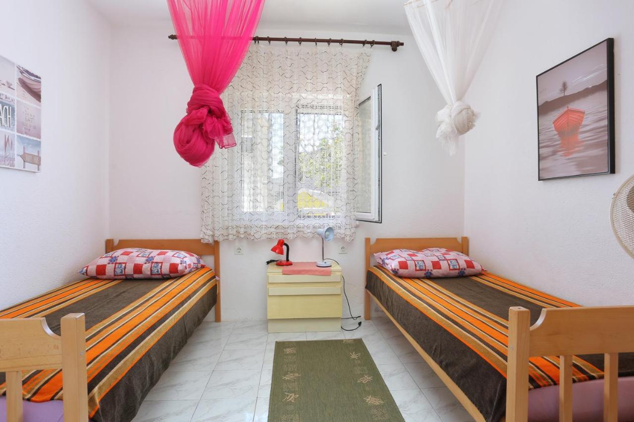 Apartments By The Sea Businci, Ciovo - 9450 特罗吉尔 外观 照片